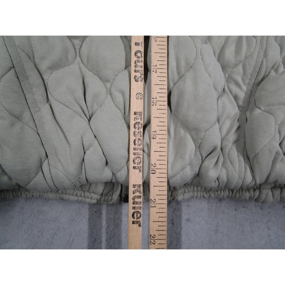Lululemon Riverstone Quilted Bomber Jacket Women 6 Sage Green Grey LW3HFMS - Picture 9 of 12